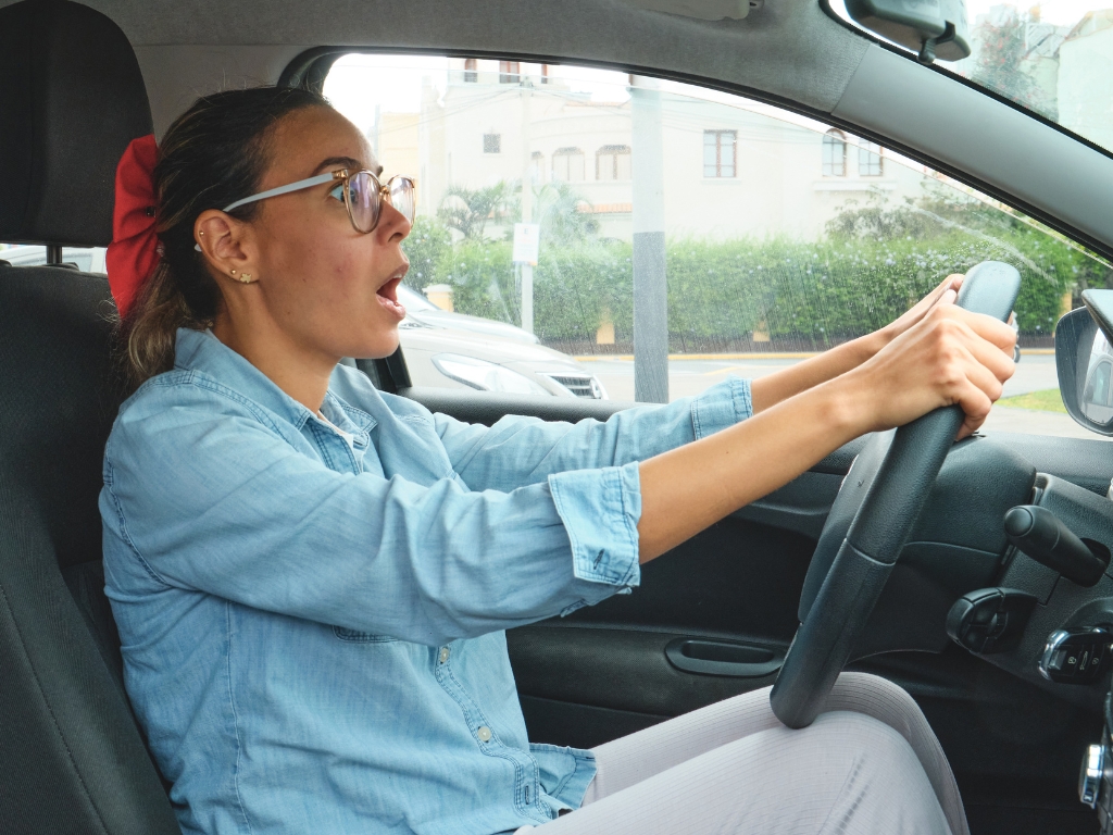 Defensive Driving: Avoiding Accidents